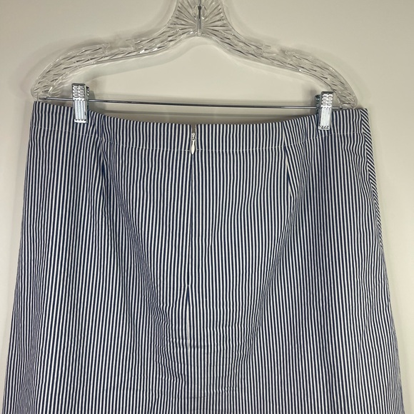 Talbots Navy and White A-Line Skirt - Picture 7 of 9